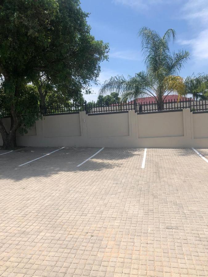 Spring Acres Guesthouse Mbombela Exterior foto