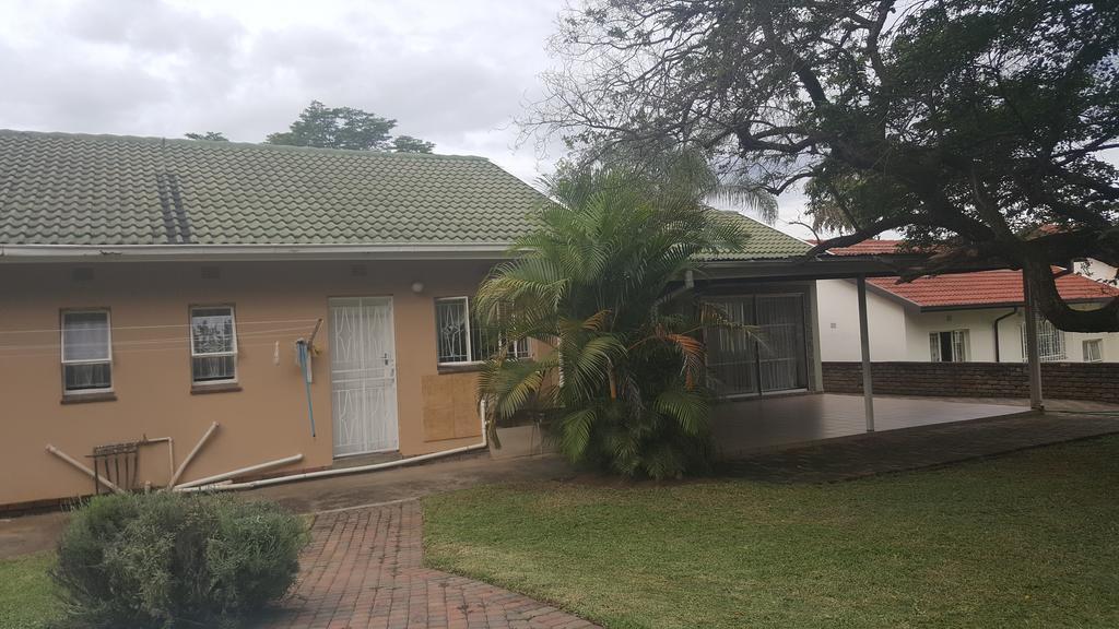 Spring Acres Guesthouse Mbombela Exterior foto